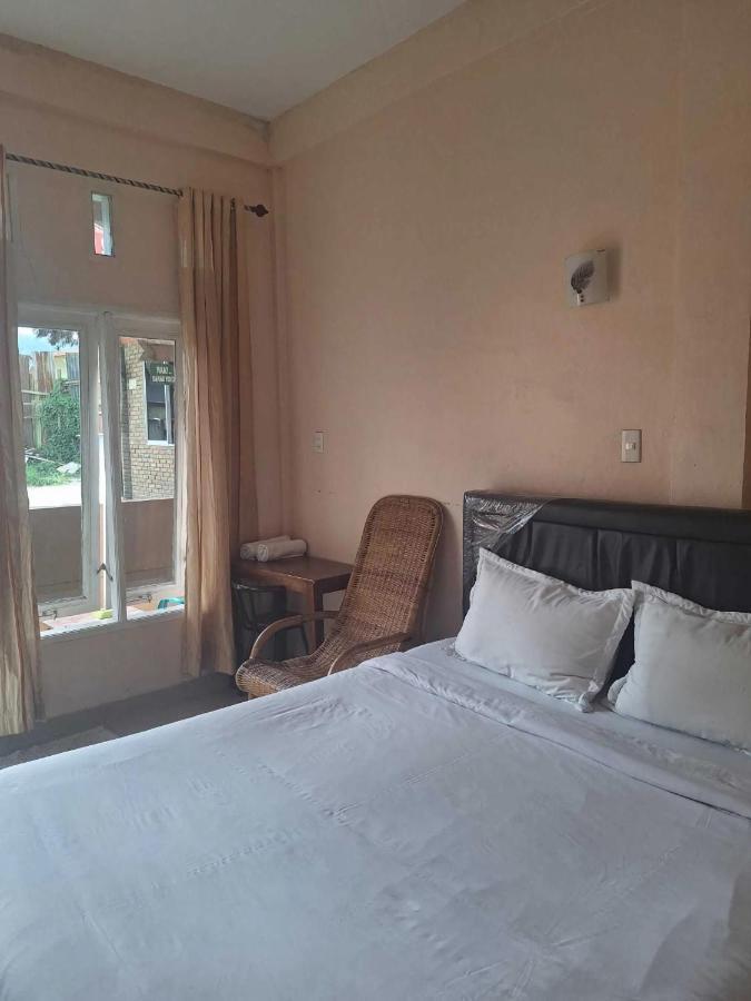 Ron'S Guest House Berastagi Backpacker Rooms Εξωτερικό φωτογραφία