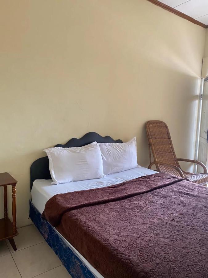 Ron'S Guest House Berastagi Backpacker Rooms Εξωτερικό φωτογραφία